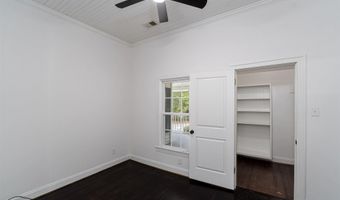 1800 Pine Creek Ave, Camden, SC 29020