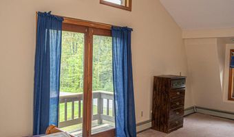 3 Lakeview Ln S, Standish, ME 04084