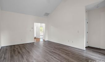 6 Scottish Cir, Asheville, NC 28803