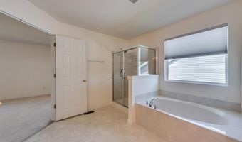 253 Village Creek Dr Dr, Ballwin, MO 63021