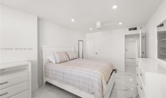 2801 NE 183rd St 2116W, Aventura, FL 33160