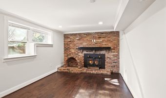 4211 DOWNING St, Annandale, VA 22003