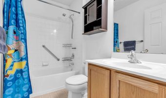 18 Foxmoor Ln, Bayville, NJ 08721