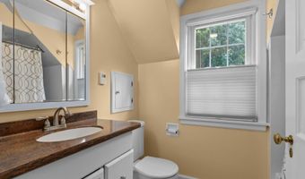 280 RIVER Dr, Appleton, WI 54915