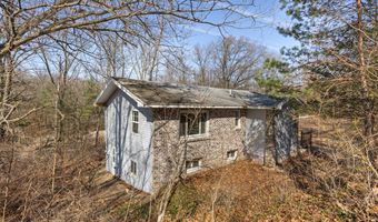 8945 Vergennes St SE, Ada, MI 49301