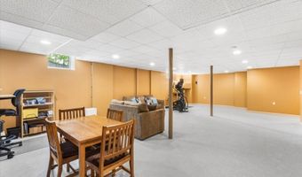 15 Upper Plateau Dr, Alloway, NJ 07462