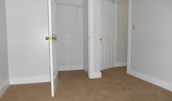 23 Trafalgar Sq 23, Barre, MA 01005