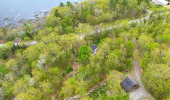 7 Frog Holler Ln, Augusta, ME 04330