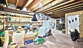 244 MILLER, Akron, PA 17501