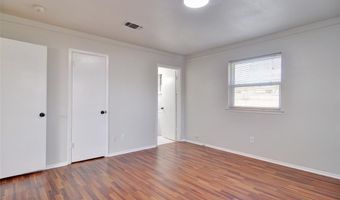 208 Rolling Hills Dr, Aledo, TX 76008