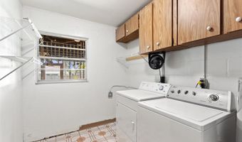 221 DOROTHY St, Auburndale, FL 33823