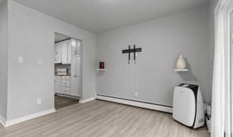 10 GREEN BAY Ct 105, Appleton, WI 54911