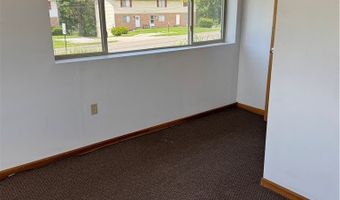 3881 Cottage Grove Rd, Akron, OH 44319