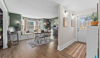 606 N 3rd St, Beresford, SD 57004