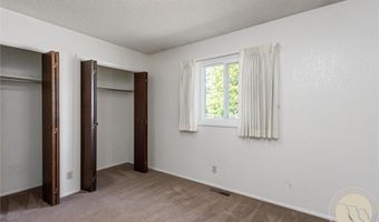 1218-1220 Galway Dr, Billings, MT 59105