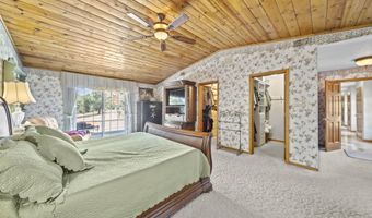 17832 Windsor Ln, Anderson, CA 96007