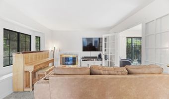 495 Chestnut St 24, Ashland, OR 97520
