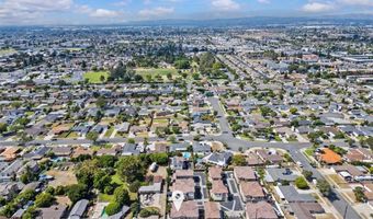 915 S Belterra Way, Anaheim, CA 92804