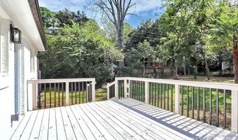 2038 Sandhurst Dr, Charlotte, NC 28205
