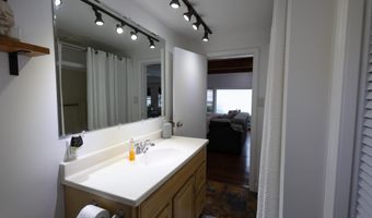 116 Pond St, Newton, NH 03858