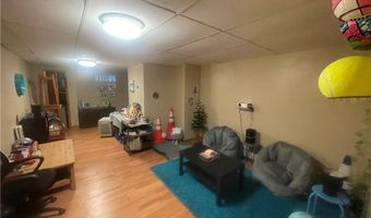 90 Brookdale St, Cumberland, RI 02864