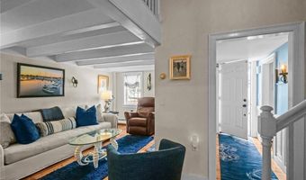 27 King St, East Greenwich, RI 02818