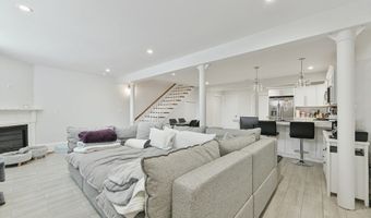 467 E 8th 1A, Boston, MA 02127