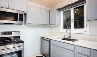 453 E Sacramento St, Altadena, CA 91001