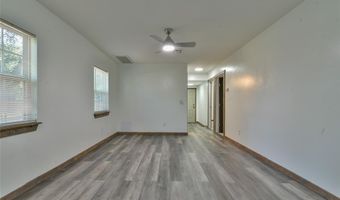 610 S 19th St, Chickasha, OK 73018