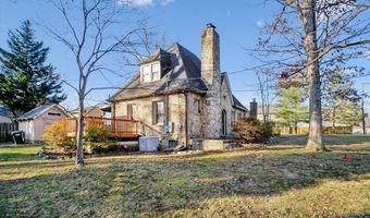 6022 VALLEY VIEW Dr, Alexandria, VA 22310