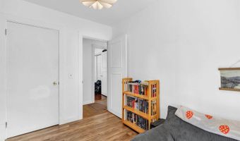 385 Essex St, Bangor, ME 04401