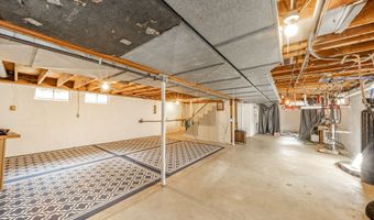 2217 Melody Ln, Anderson, IN 46012