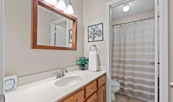 6860 DOVEFIELD, Bartlett, TN 38135