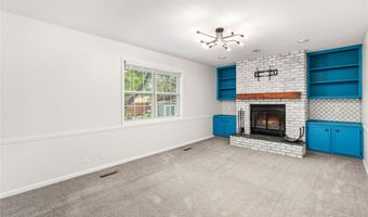 1421 NW Pebble Dr, Ankeny, IA 50023