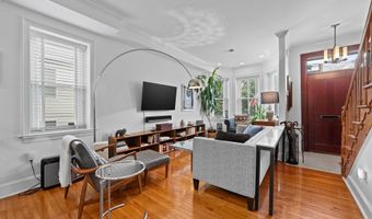 15 SEATON Pl NE 2, Washington, DC 20002
