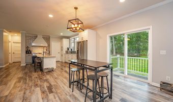 4 Gibson Ln, Cape May Court House, NJ 08210