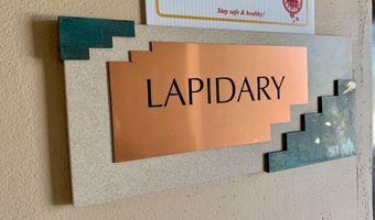 181 MINESHAFT Dr, Apache Junction, AZ 85119