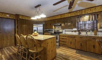 13132 Veterans Memorial Dr, Abbeville, LA 70510