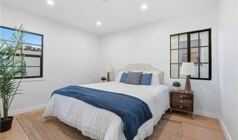 1989 N Lake Ave, Altadena, CA 91001
