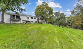 12 Greta Dr, Danbury, CT 06810