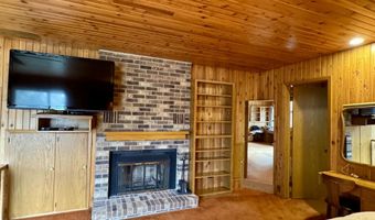 1733 Marshall Rd, Aberdeen, SD 57401