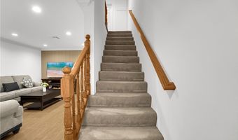 1025 Holly Ave 9, Arcadia, CA 91007