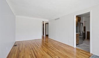 15924 Hanover Ave, Allen Park, MI 48101