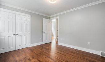 2316 Mission St, Airville, PA 15203