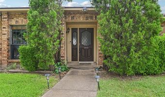 5605 Blair Oaks Dr, The Colony, TX 75056
