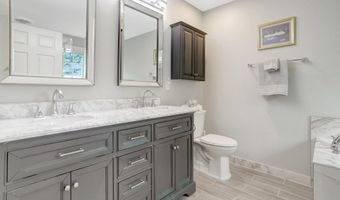 4694 HELEN WINTER Ter, Alexandria, VA 22312
