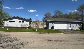 613 Vera St, Bottineau, ND 58318