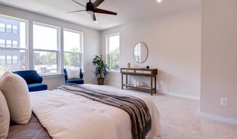 43792 MIDDLEWAY Ter, Ashburn, VA 20147