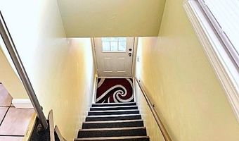 513 Wood St 2, Bristol, RI 02809