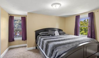 902 E FREMONT St, Appleton, WI 54915